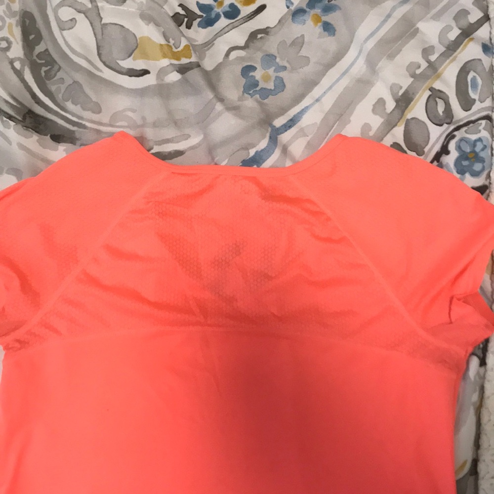 Xersion Workout Tee - Picture 3 of 3